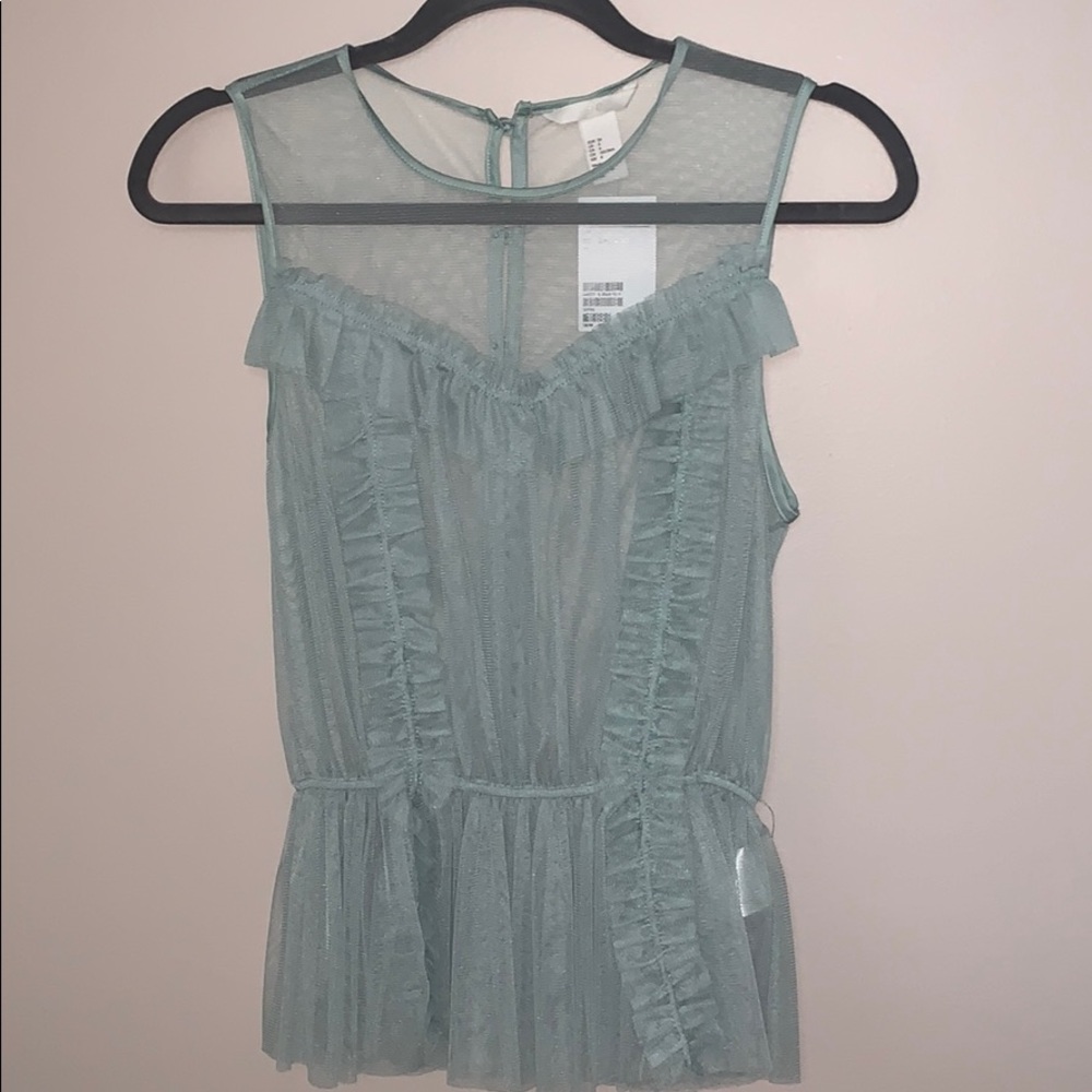 H&M sleeveless blouse